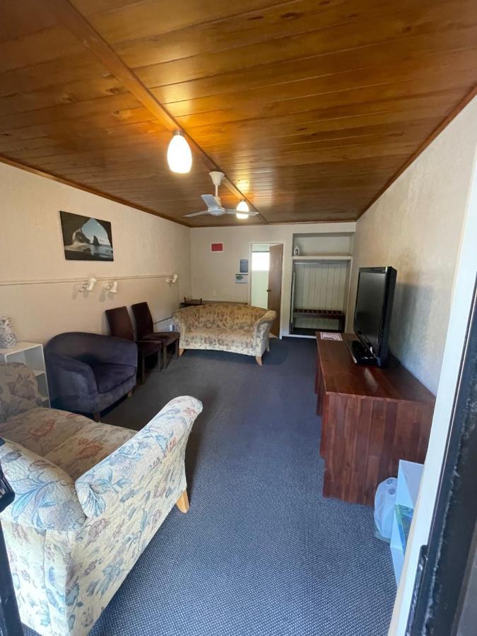 Qrc Backpackers Accommodation Paihia Buitenkant foto